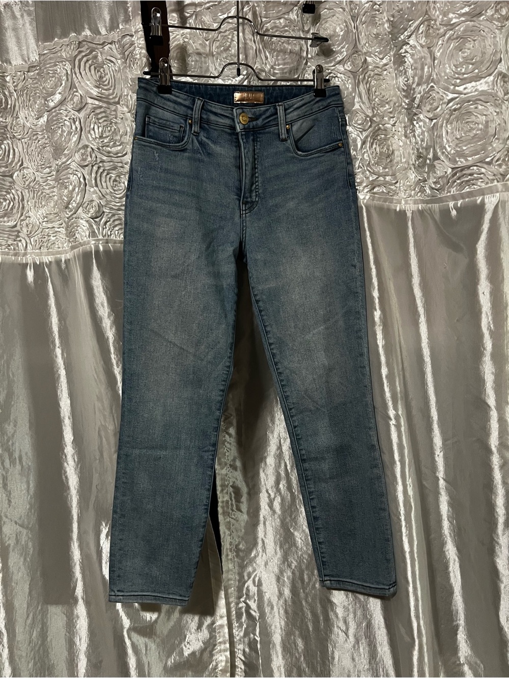 Kut from the Kloth Straight Leg Washed Blue Jeans